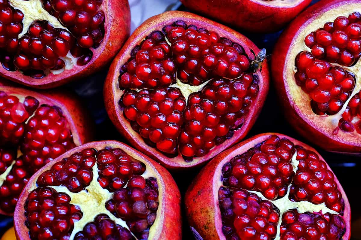 Pomegranate Benefits What Happens When You Drink It Daily Green Press