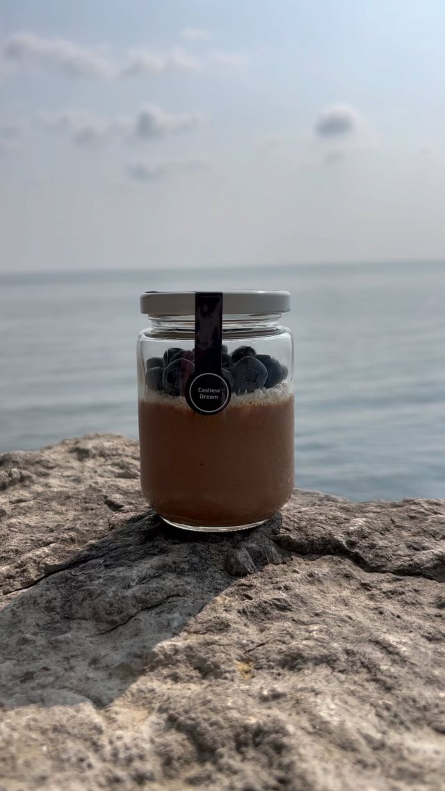 Cashew Dream by the lake, an escape in every bite. 💭☀️