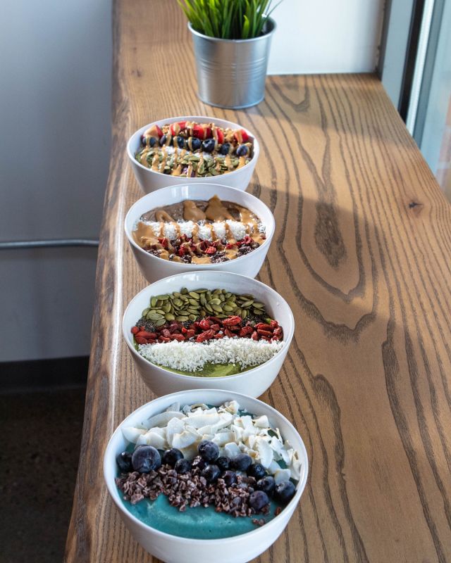 I never met a smoothie bowl I didn’t love 😍

We are OPEN all weekend long, including Sunday and Monday. 
Come by our Oakville or Port Credit location to enjoy up to 40% off select juices!

Happy Easter Long Weekend! 🐣

#greenpressinc #coldpressedjuice #juice #acaibowls #acaibowl #smoothiebowl #oakville #downtownoakville #portcreditbia #juicebar #smoothiebar #smoothies #healthyfood