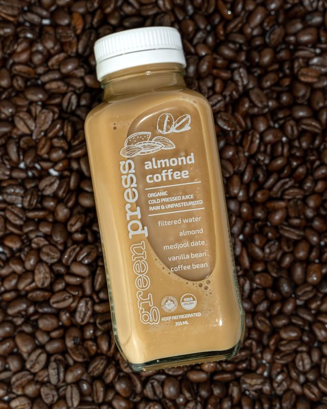Calling all coffee lovers! 💕 Energize your day with our delicious Almond Coffee.  Made with our in house cold brew coffee and our very own almond milk.  No added sweeteners! 

Our fav way to enjoy: pour into a cup with ice 🧊 and voila! 

#coffeelovers #coffeefix #coldpressedjuice #downtownoakville #portcreditbia #portcredit #yongebloorstation #yorkville #blooryorkville