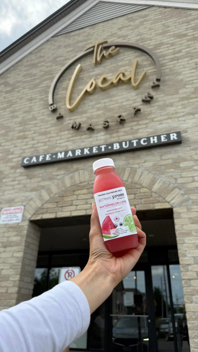 What’s so special about our cold pressed juices?! 

Come and find out for yourself!  Find us at @thelocalbymasrawy this Saturday July 12 between 11-4pm.  We are sampling all of our delicious juices and can’t wait to meet you all! Now you’ll get to see what the hype really is about 😎🤗

#juicebar #localcafe #thelocal #coldpressedjuice #coldpressed 
#detox #greenjuice #immunity