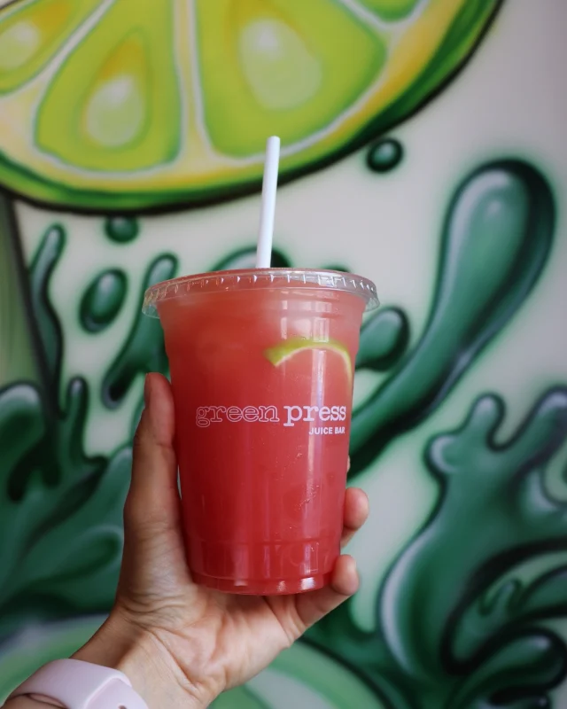 Introducing our Watermelon Sparkler 💦🍉

No syrups, no added sugar! Just pure organic watermelon juice and sparkling water ✨ It’s the summer drink you’ve been waiting for 🥰

#greenpressinc #coldpressedjuice #rawjuice #organicjuice #smoothiebar #juicedelivery #veganeats #juicebar #portcredit #acaibowls #smoothiebowl #healthylifestyle #healthyfoods #healthylifestyle #mississaugaeats #plantbasedfoods #detoxfood #detoxjuice #immunityboost #juicedetox #juicing #juicelife