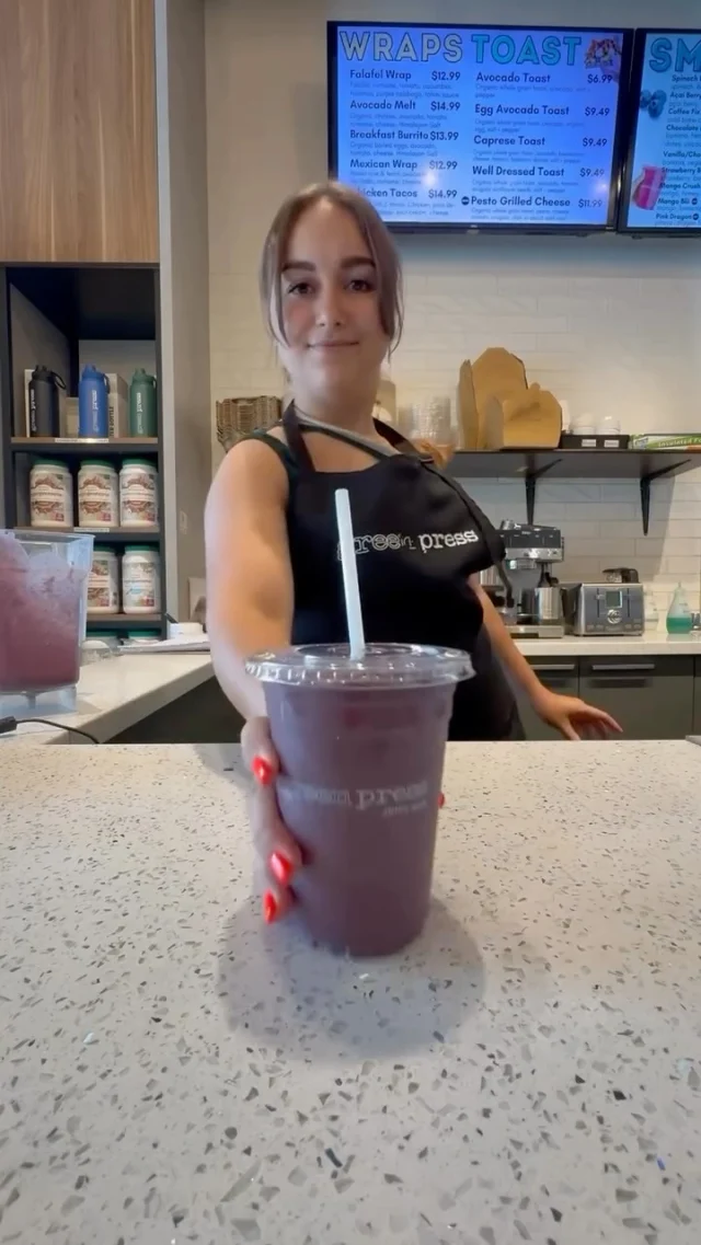 What the customers see vs What they don’t 🤣🤣

#greenpressinc #coldpressedjuice #rawjuice #organicjuice #smoothiebar #juicedelivery #veganeats #juicebar #portcredit #acaibowls #smoothiebowl #healthylifestyle #healthyfoods #healthylifestyle #mississaugaeats #plantbasedfoods #detoxfood #detoxjuice #immunityboost #juicedetox #juicing #juicelife #vegansofIG #greenjuice #healthyjuice #juicecleanse #juicefast #juicingforhealth #greenjuice