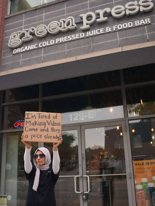 This is your sign (literally) to come and grab a juice.  Your body will thank you 😊 

#juicebar #energyshots #coldpressedjuice #portcredit #lakeshorejuicebar #smoothies #acaibowls #immunityboost