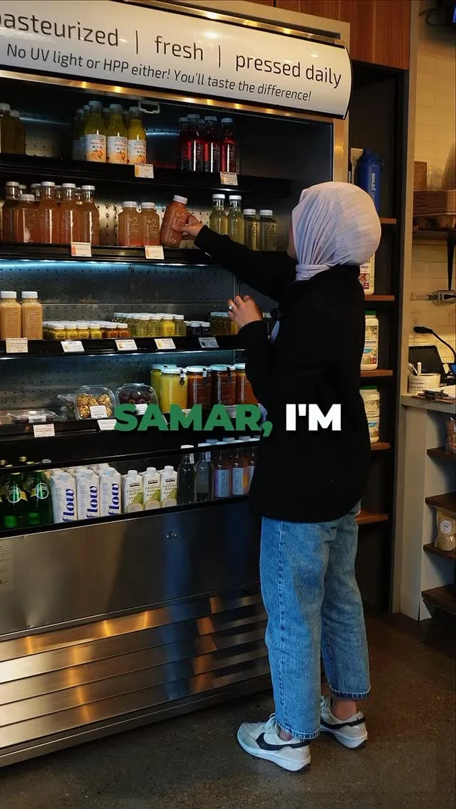 Bloated after the holiday?  Come visit us, we got you covered! 

🚚 You can also order online and receive doorstep delivery! 

#juicebar #coldpressedjuice #portcredit #drinkclean